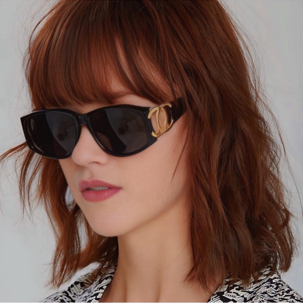Chanel 02461 CC Logo Vintage Sunglasses in Black Hue